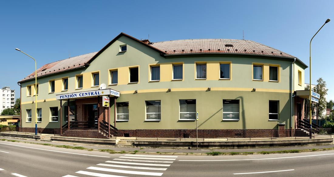 Penzion Central ズヴォレン エクステリア 写真